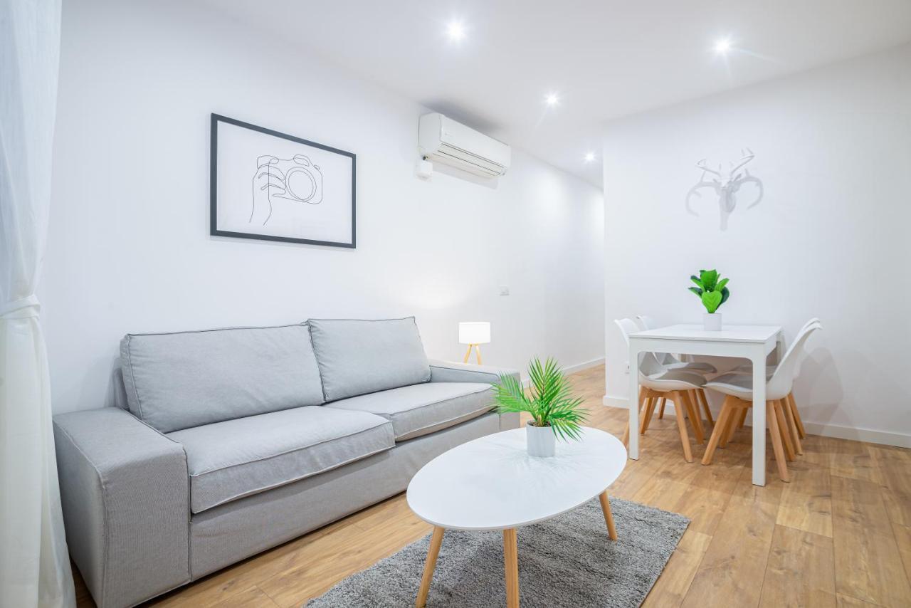 Apartamento The White Flats Les Corts Barcelona Exterior foto