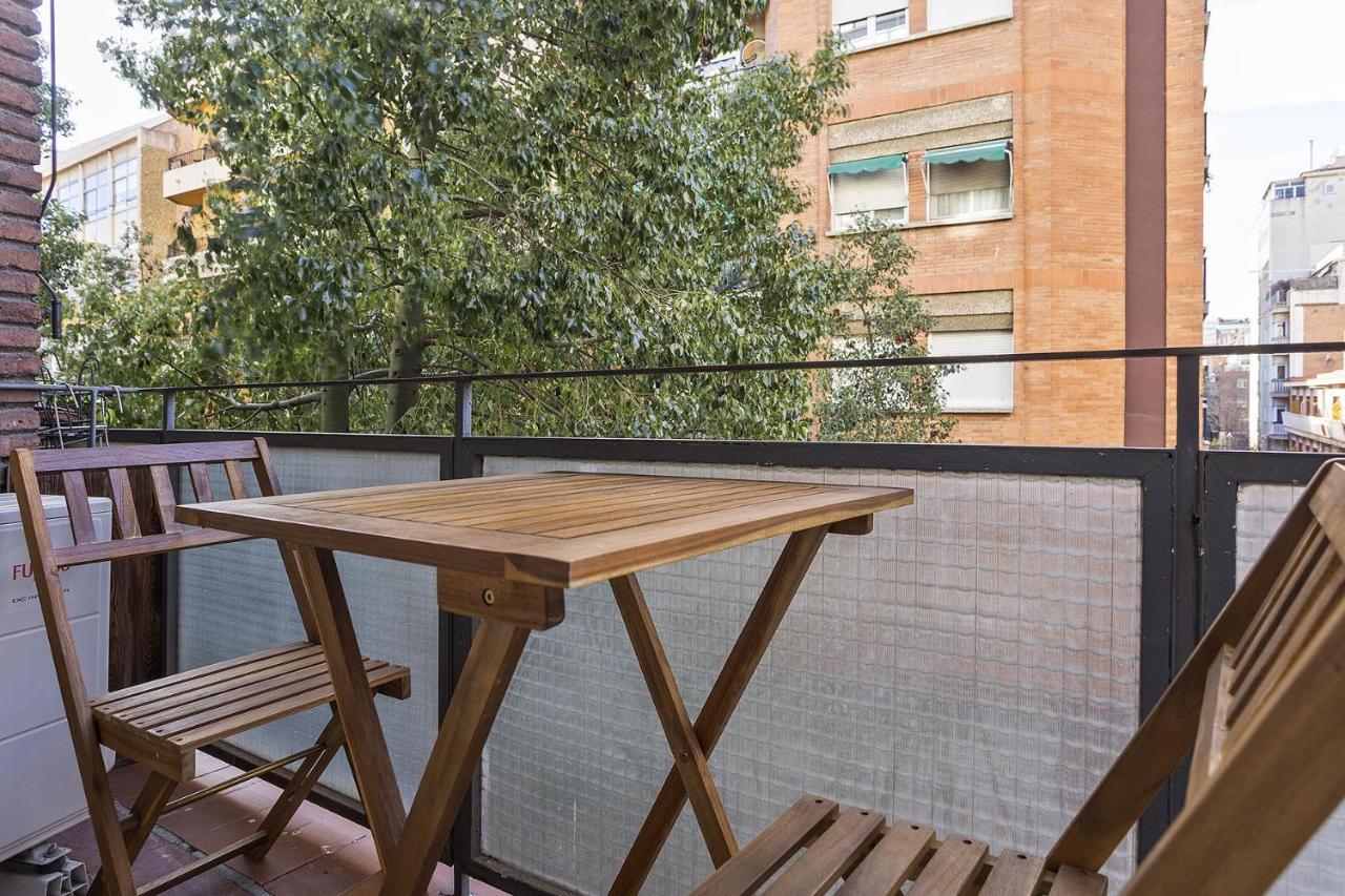 Apartamento The White Flats Les Corts Barcelona Exterior foto