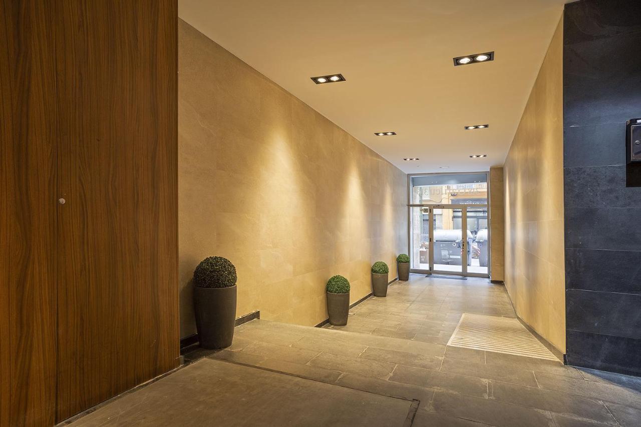 Apartamento The White Flats Les Corts Barcelona Exterior foto